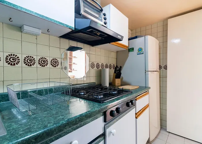 T304 - 1br - 1bth Apartamento *
